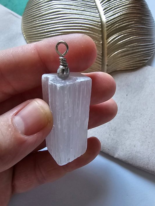 Pendente em Selenite