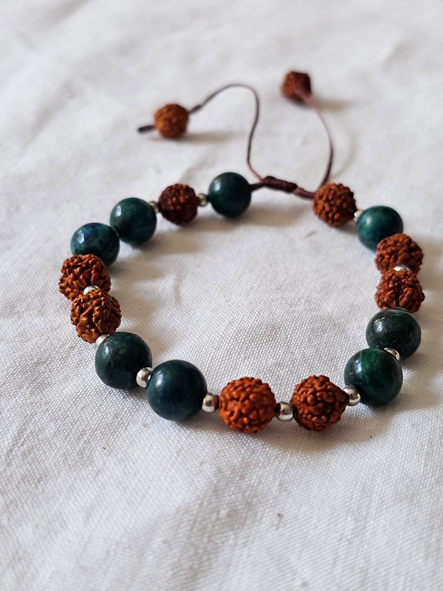 Pulseira em Rudraksha e Crisocola
