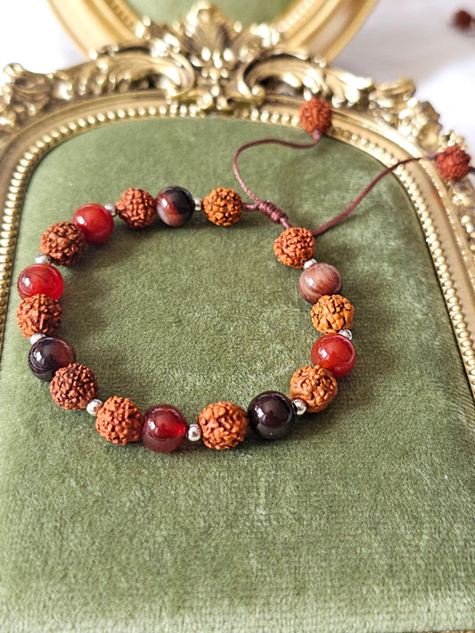 Pulseira em Rudraksha e Ágata Cornalina