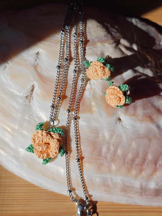 Conjunto Rosas - Salmão - em Croché