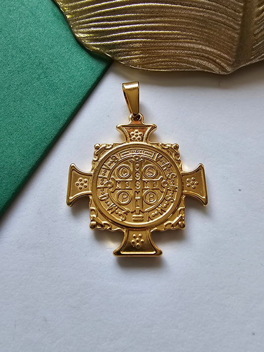 Cruz com Medalha de São Bento