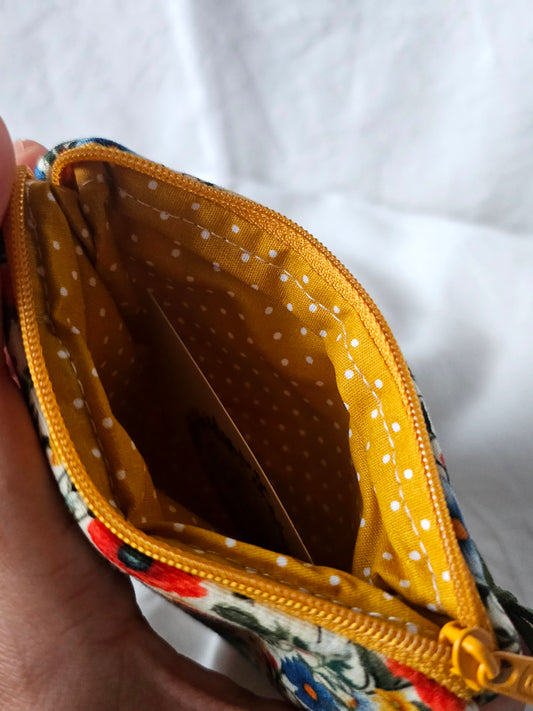 Bolsinha simples Porta-Moedas - Campo de Flores