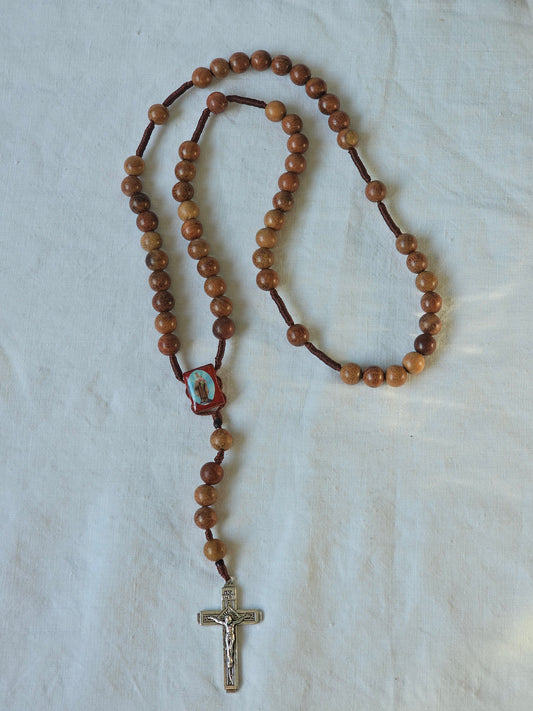 Terço em Madeira com Nossa Senhora do Carmo