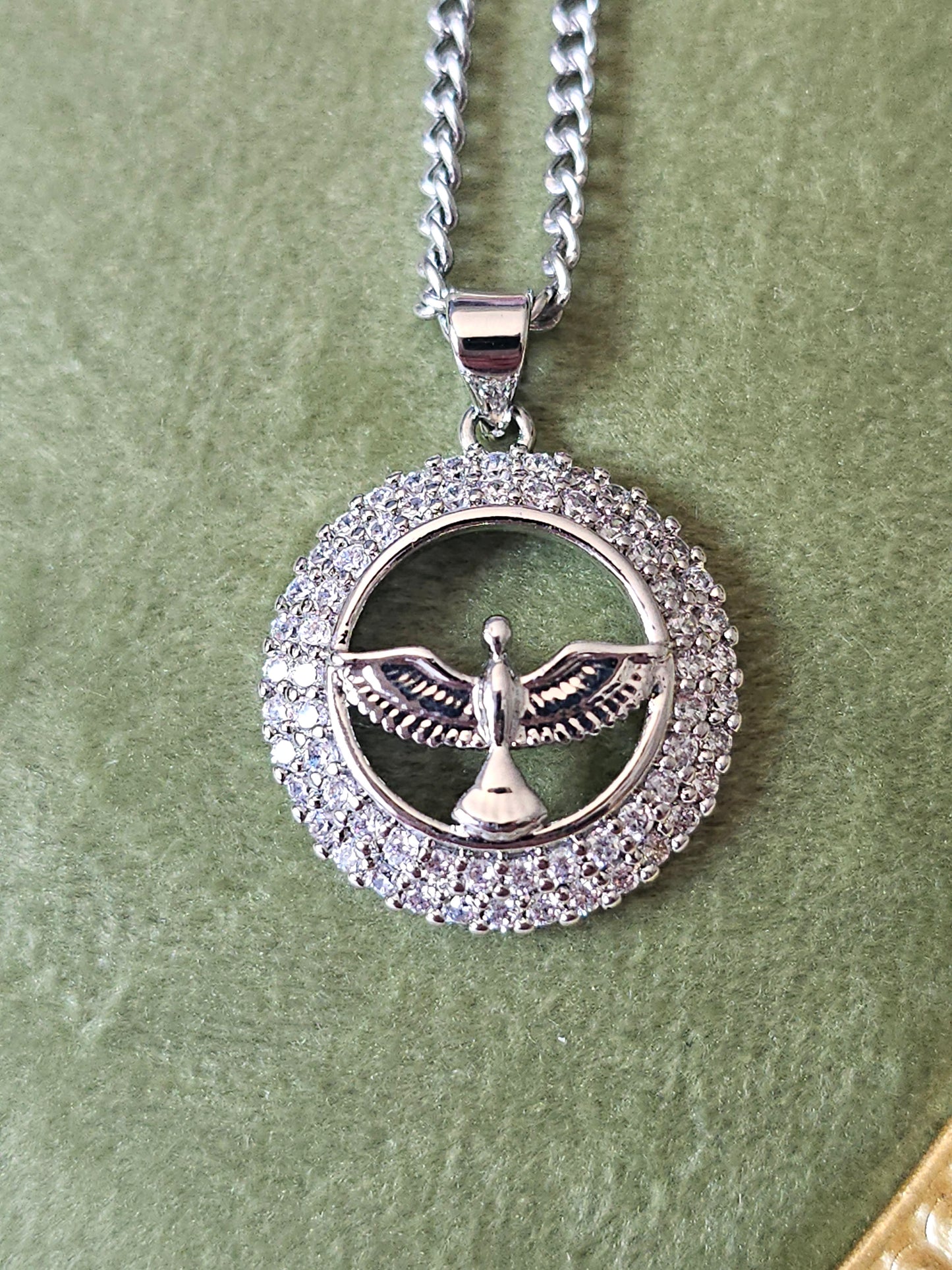 Colar com Medalha de Espírito Santo