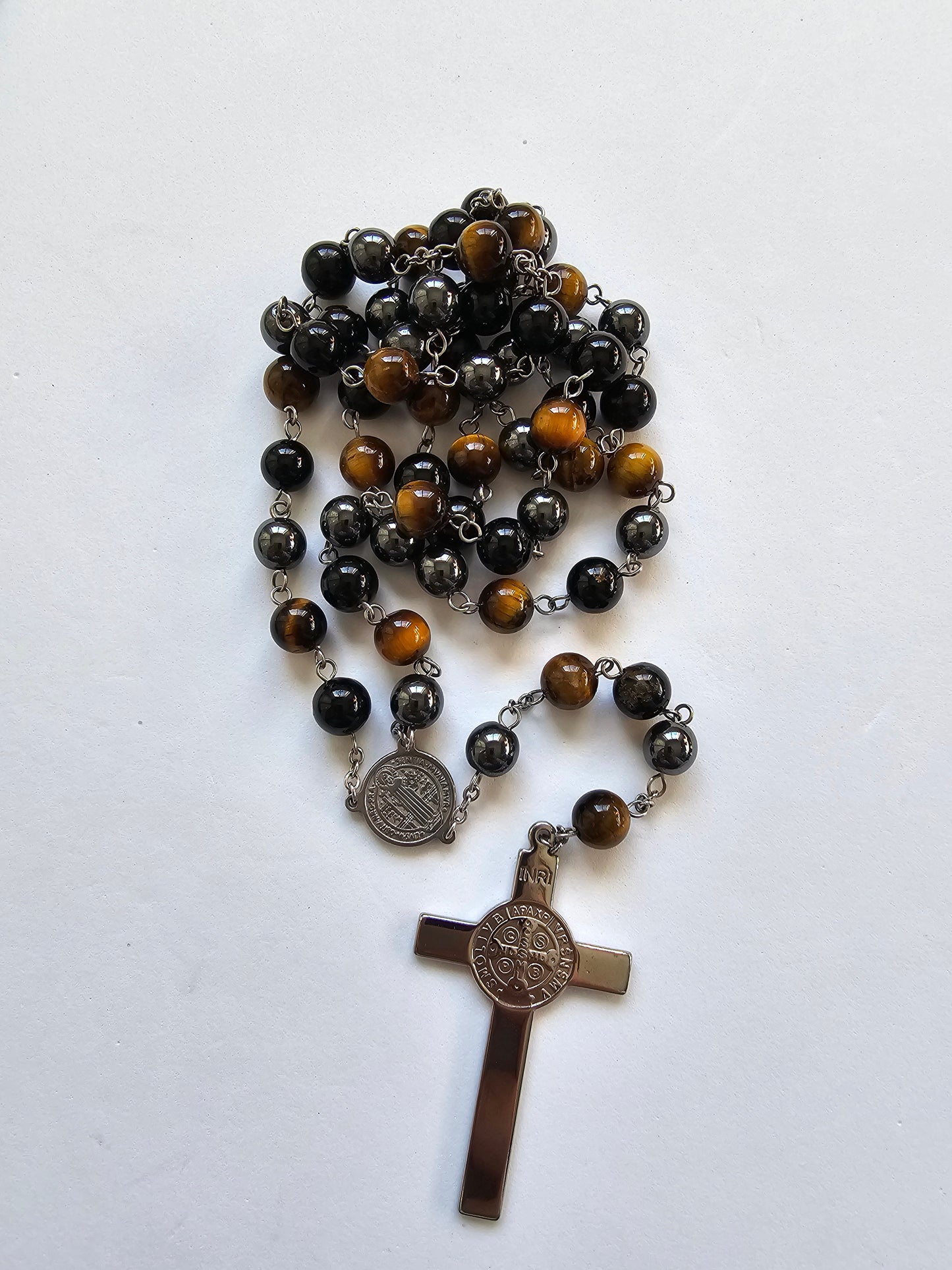 Terço 4 Proteções – São Bento, Olho de Tigre, Hematite e Turmalina Negra