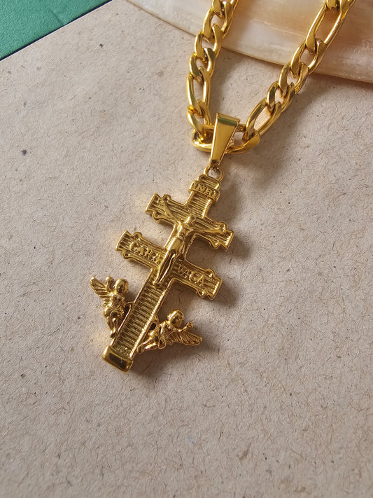 Fio com Cruz de Caravaca