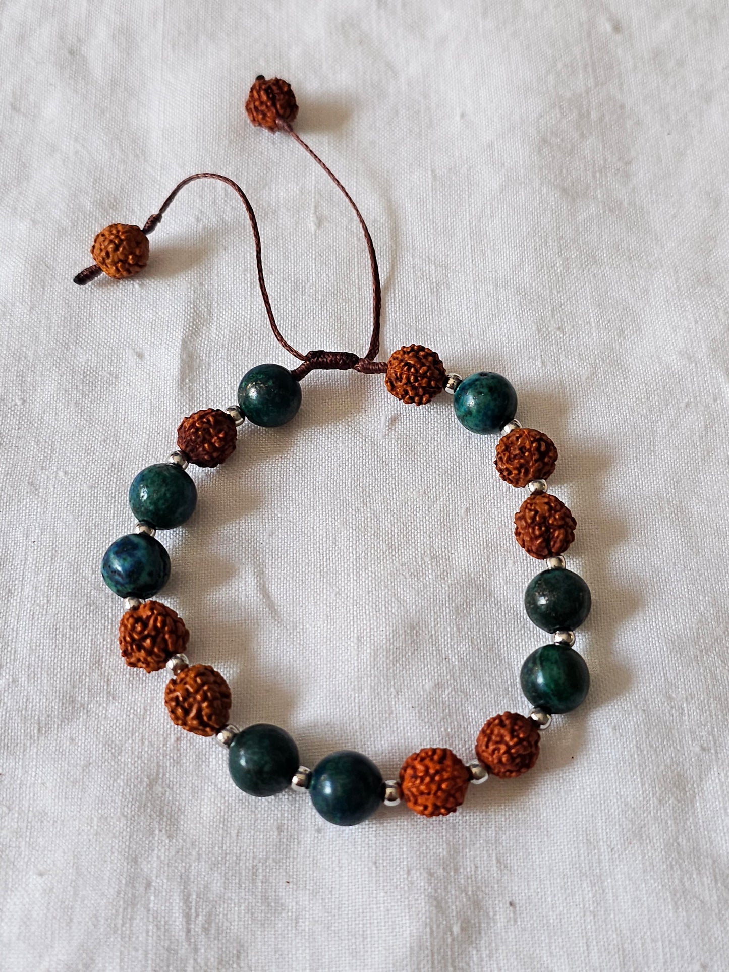Pulseira em Rudraksha e Crisocola