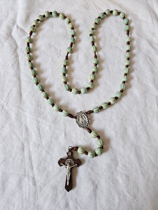 Terço em Porcelana Verde Água