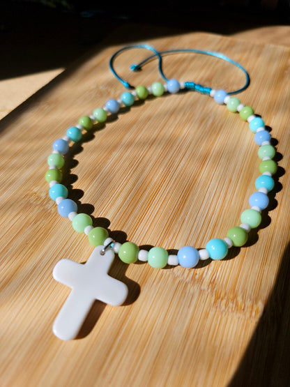 Colar com Cruz  - Tons Azuis e Verdes