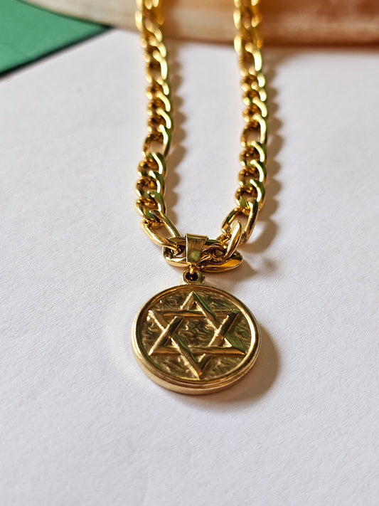 Fio com Estrela de Davi