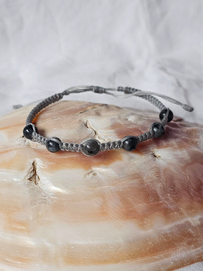 Pulseiras de Pedras Naturais em Macramé (Várias)