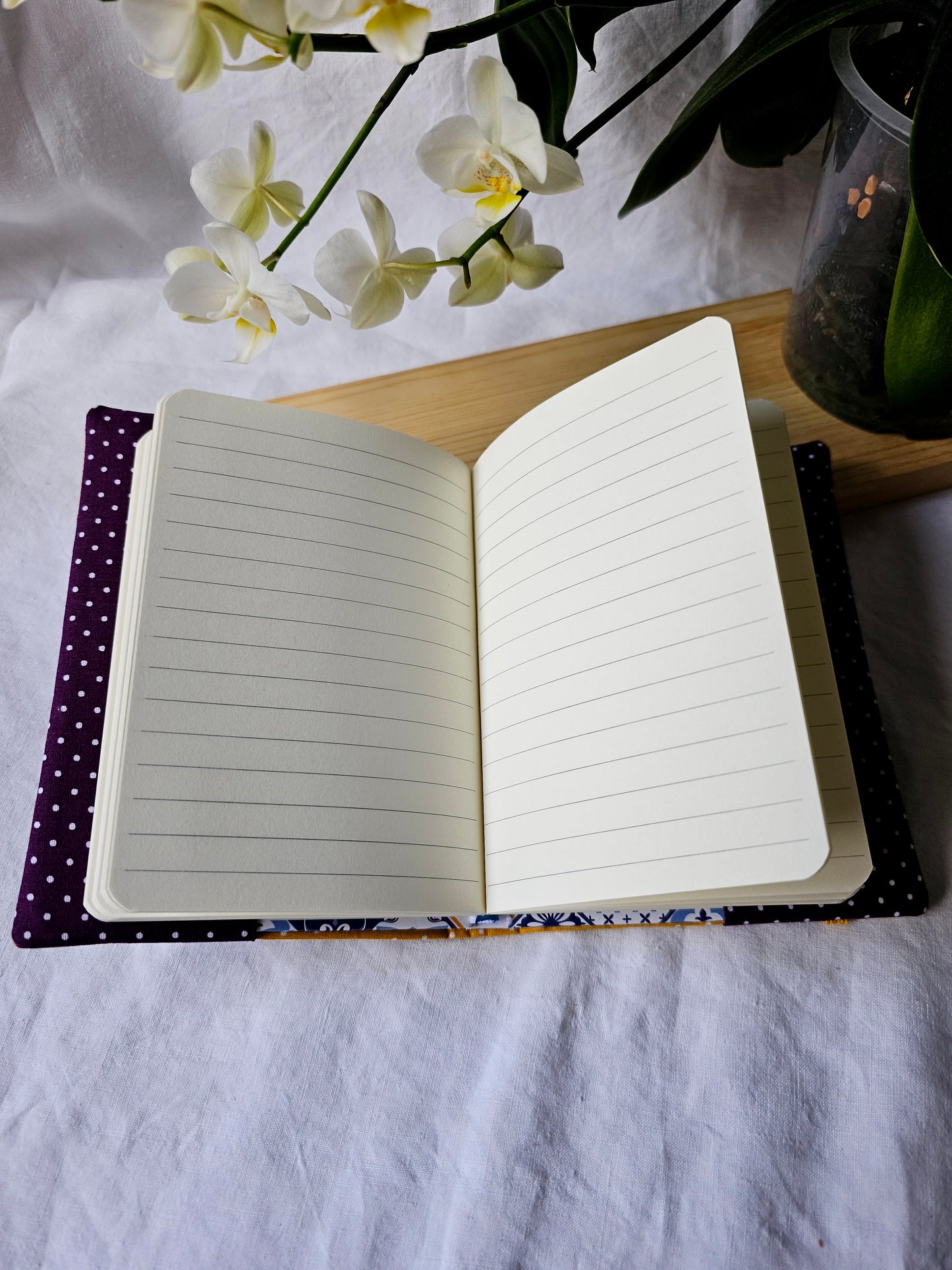 Caderno de Notas A6 - Flores (Fundo creme ou preto)