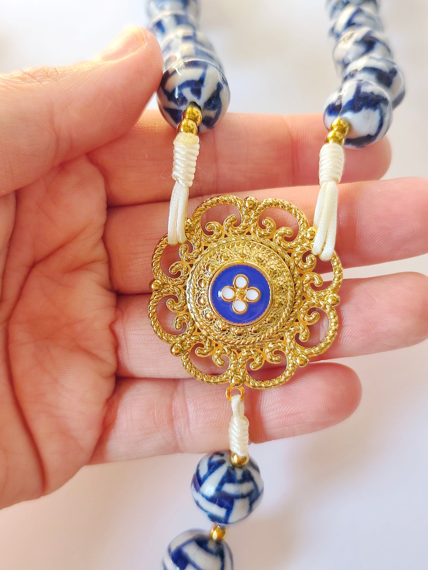 Terço Alma Portuguesa - Terço em Porcelana