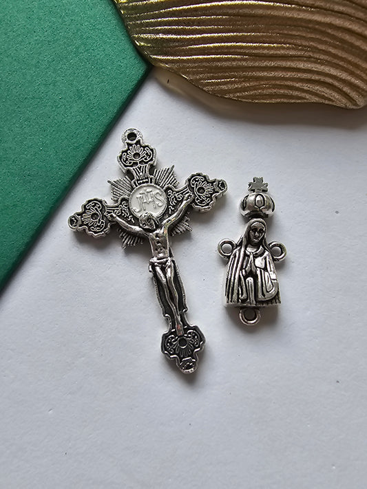Conjunto Cruz e Passador Nossa Senhora de Fátima