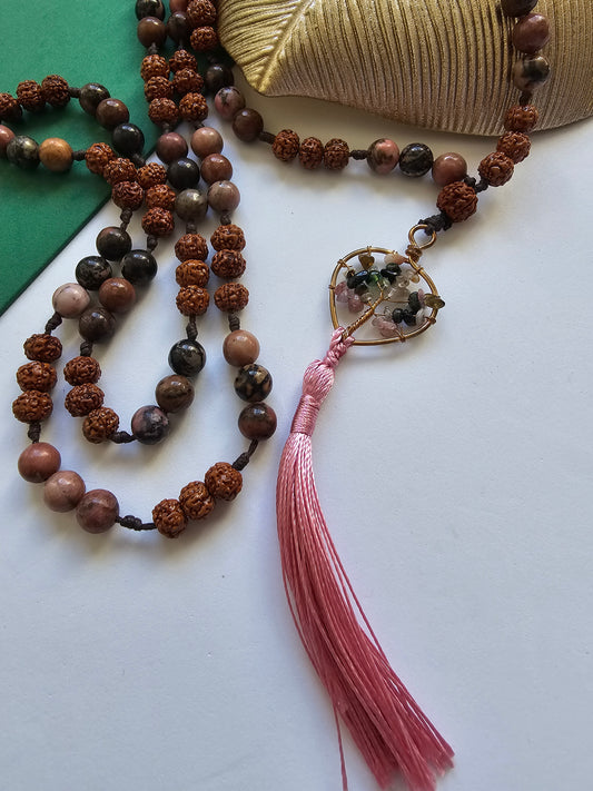 Japamala em Rudraksha e Rodonite