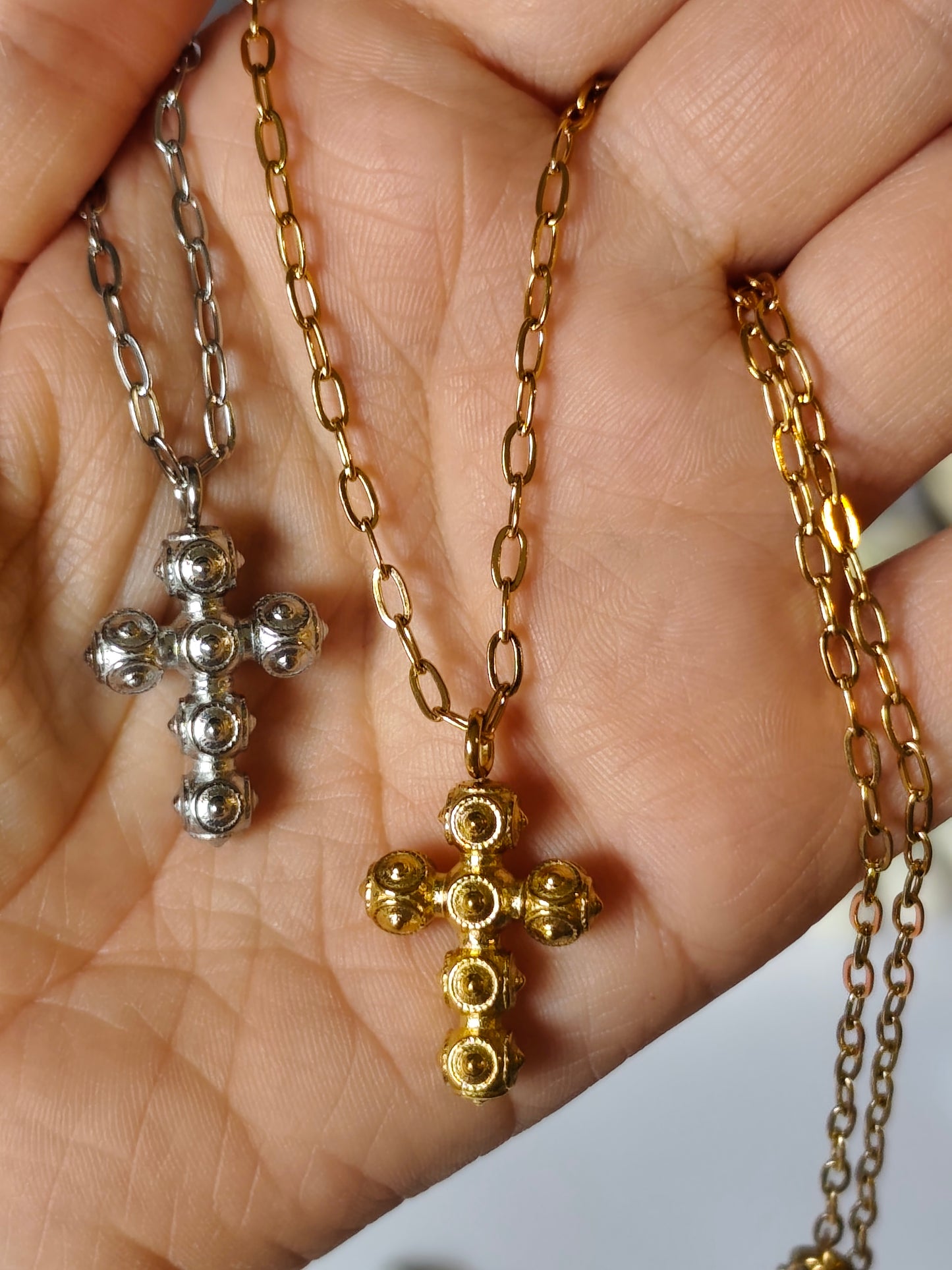 Colar Feminino com Cruz de Viana