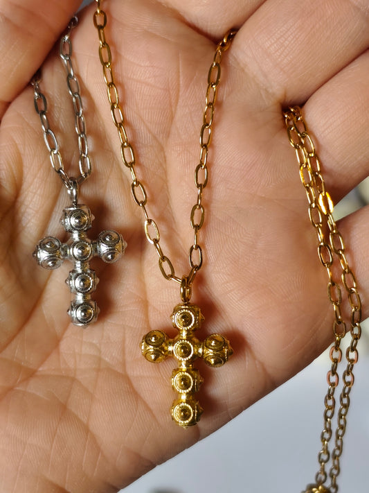 Colar Feminino com Cruz de Viana