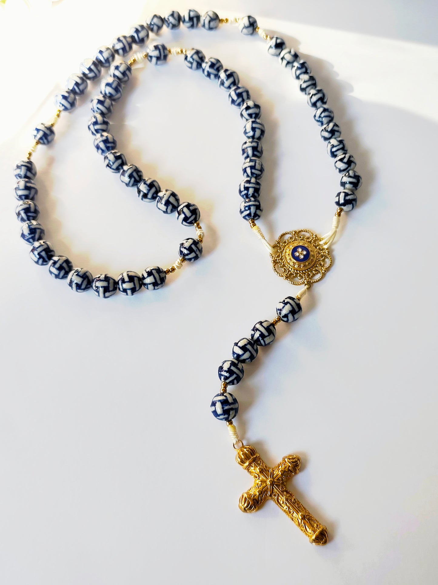 Terço Alma Portuguesa - Terço em Porcelana