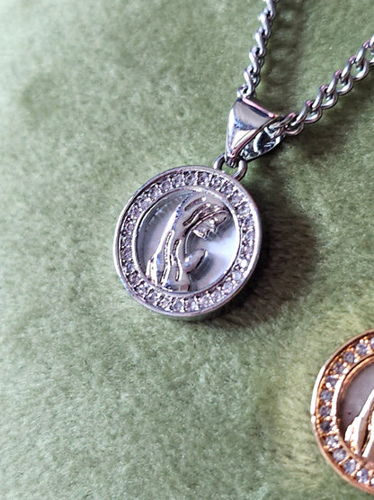 Colar  com Medalha de Nossa Senhora