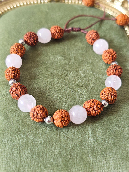 Pulseira em Rudraksha e Quartzo Rosa