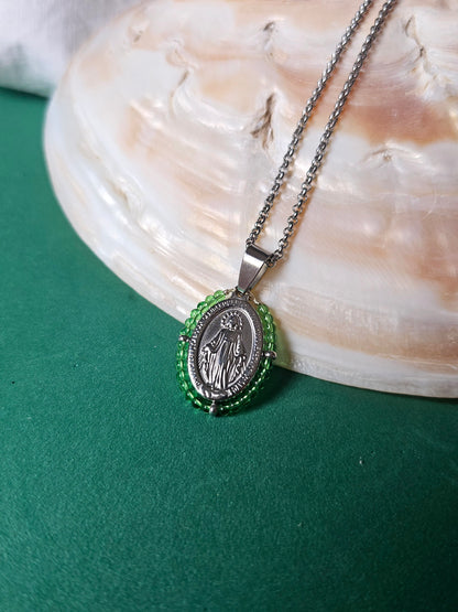 Colar Santa - Medalha  Milagrosa - Verde Claro